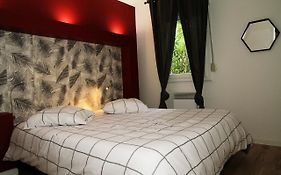 High Standing Apart 55M2 - Reserved Parking - 1 Room